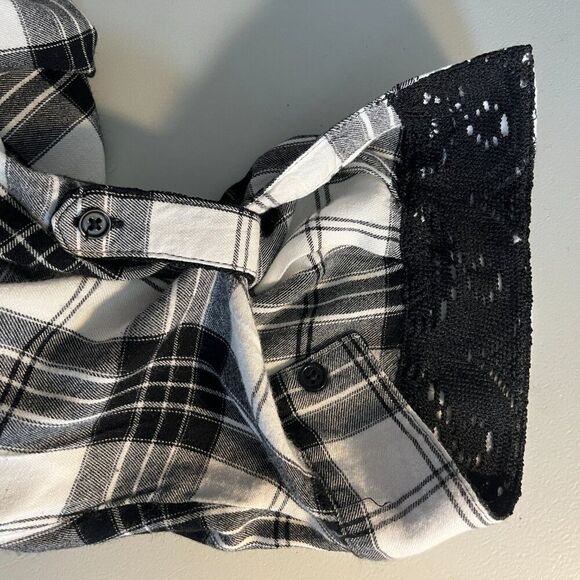 Catherines Plus Size 3X Plaid Button Down Shirt Black White Lace Trim Roll Tab S - Picture 8 of 10